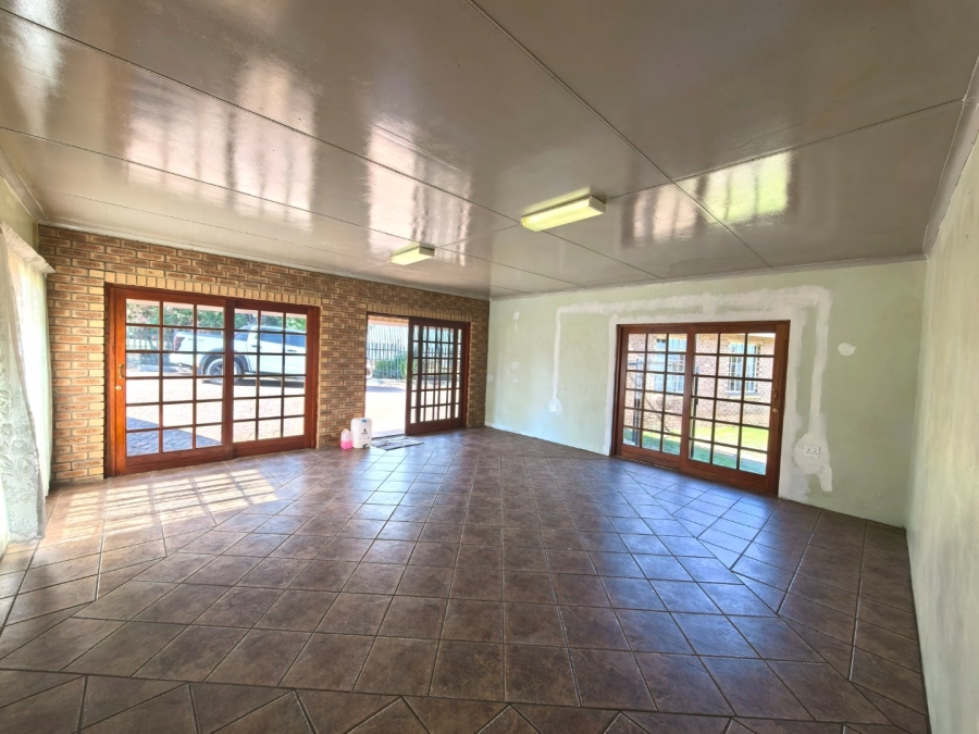 2 Bedroom Property for Sale in Oranjeville Free State